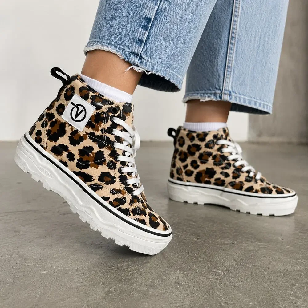 Vans Sentry WC Leopard Platform Lug Sole High Top Sneakers Women's 6 NWT Box